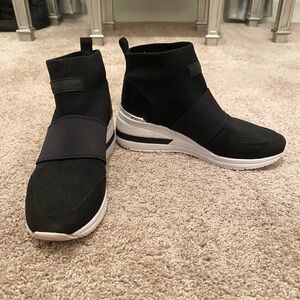 Marc Fisher ankle booties.  Size 7.5.  Great condition.  Only worn a few times